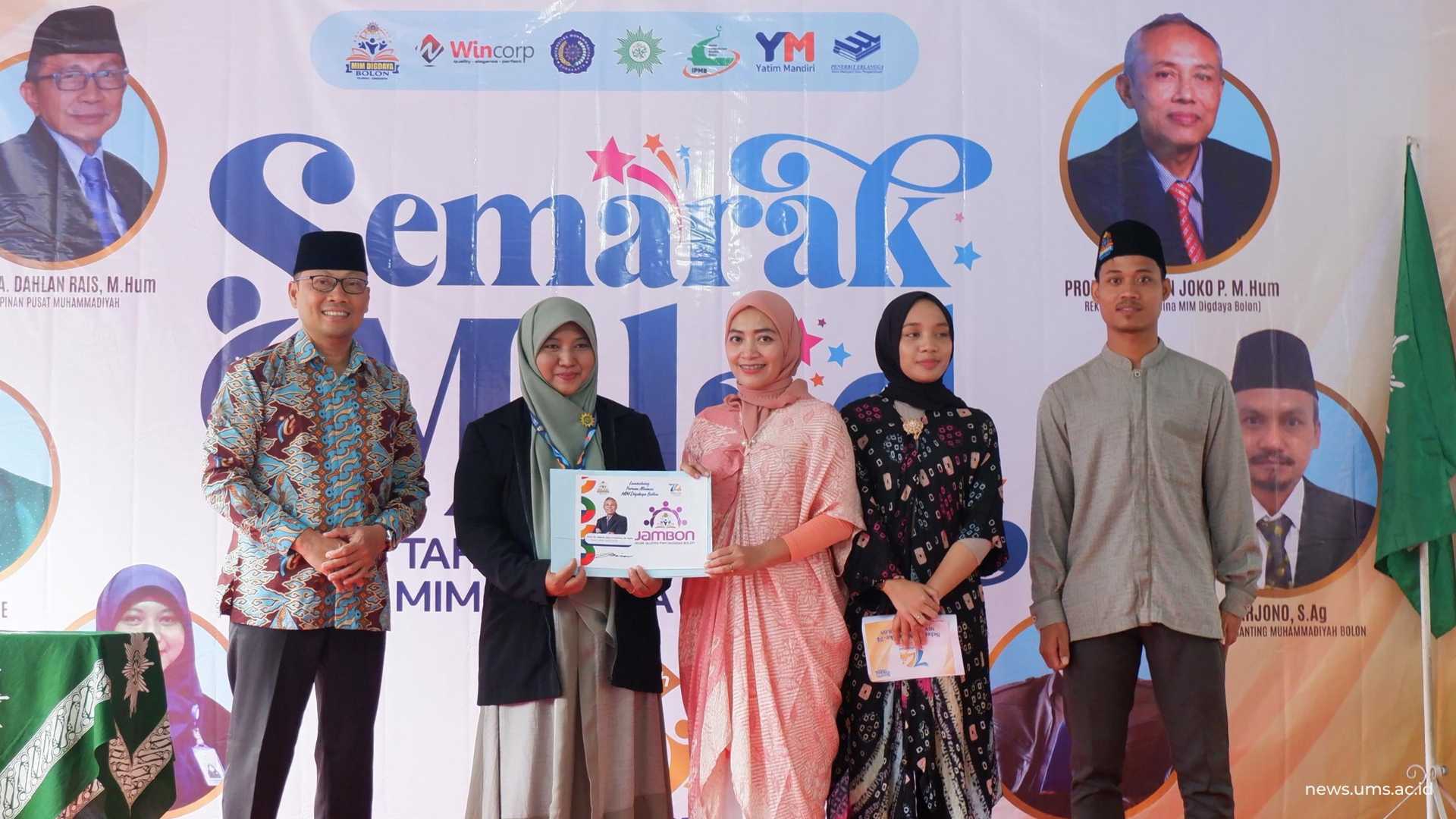 news.ums_.ac_.id-Wakil-Rektor-I-UMS-Resmikan-Forum-Alumni-JAMBON-Puji-Bangunan-MIM-Digdaya-Bolon-Setara-Sekolah-di-Inggris